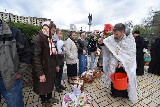 DPR LPR Orthodox Easter