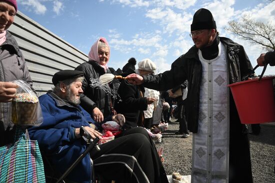 DPR LPR Orthodox Easter 
