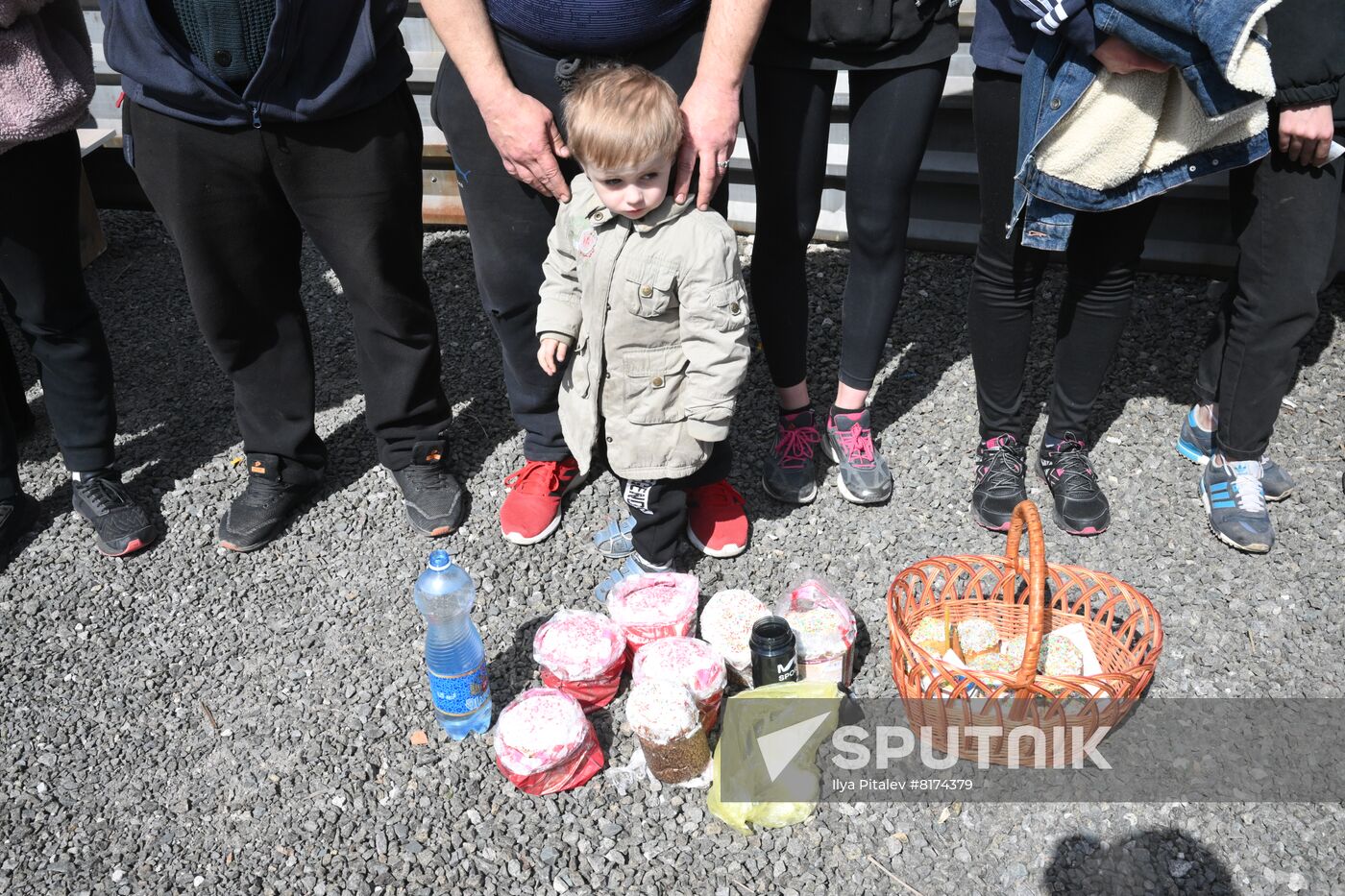 DPR LPR Orthodox Easter