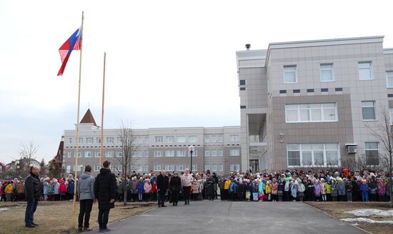 Russia Schools Flag Rising Ceremony