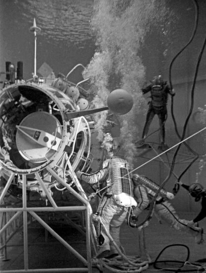 Crew of Soyuz-35 spaceflight Leonid Popov and Valery Ryumin