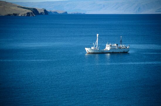 Soviet-American scientific expedition on Baikal research