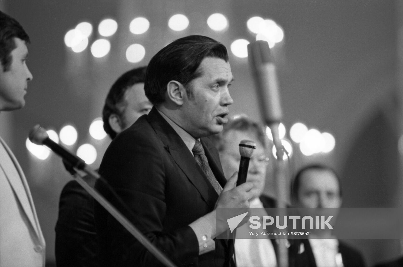 Poet Robert Rozhdestvensky