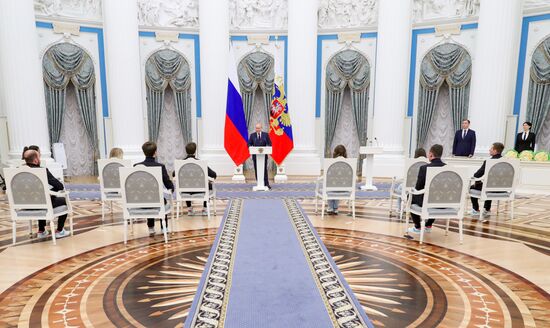 Russia Putin Olympic Medalists