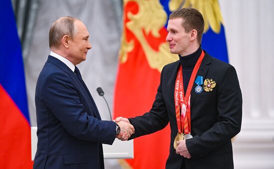 Russia Putin Olympic Medalists