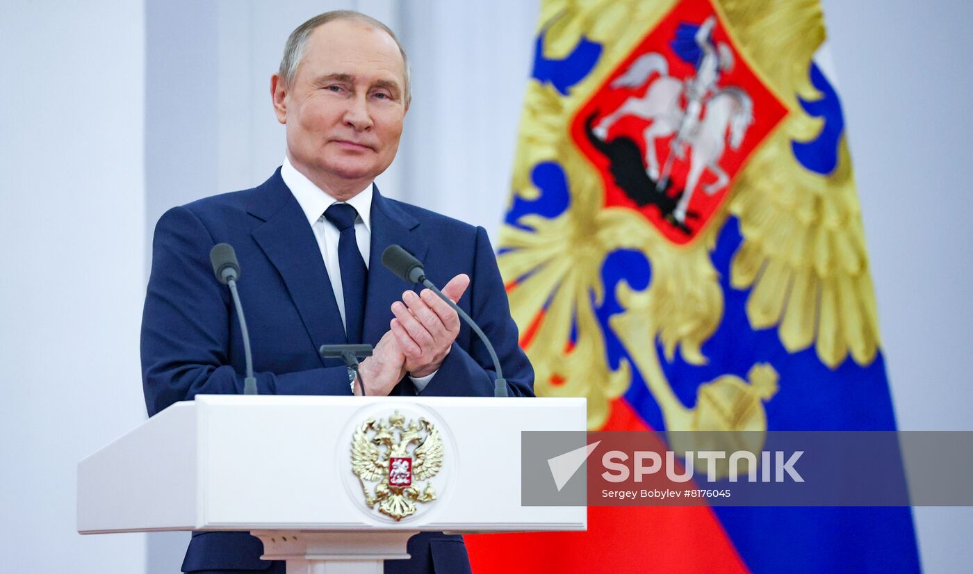 Russia Putin Olympic Paralympic Athletes