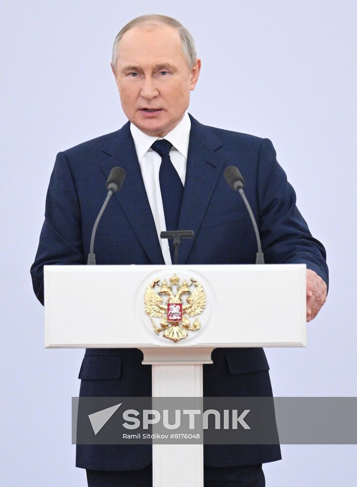 Russia Putin Olympic Paralympic Athletes