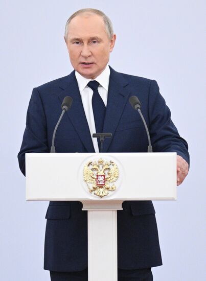Russia Putin Olympic Paralympic Athletes
