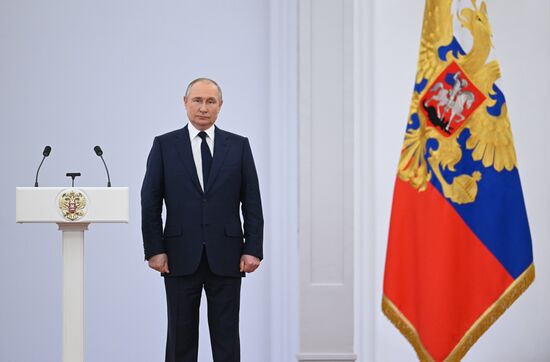 Russia Putin Olympic Paralympic Athletes