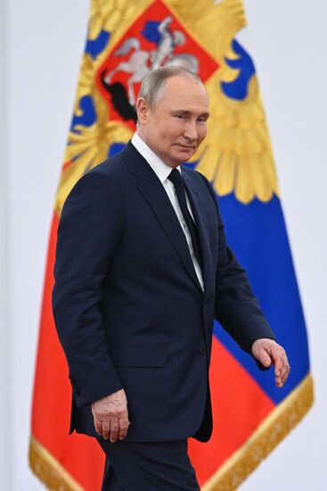 Russia Putin Olympic Paralympic Athletes