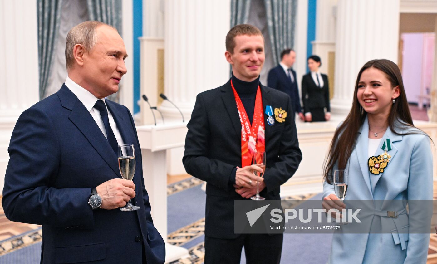 Russia Putin Olympic Medalists