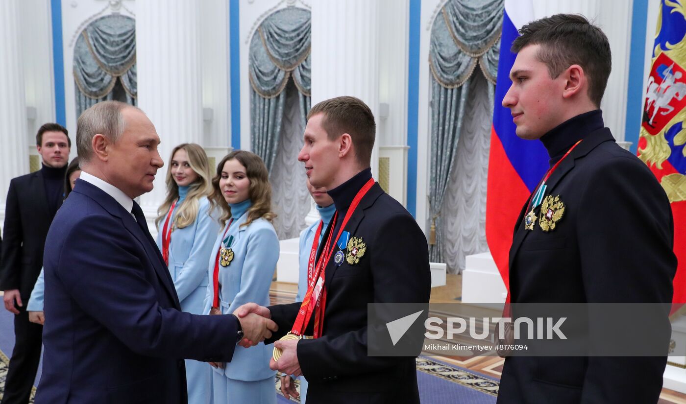 Russia Putin Olympic Medalists