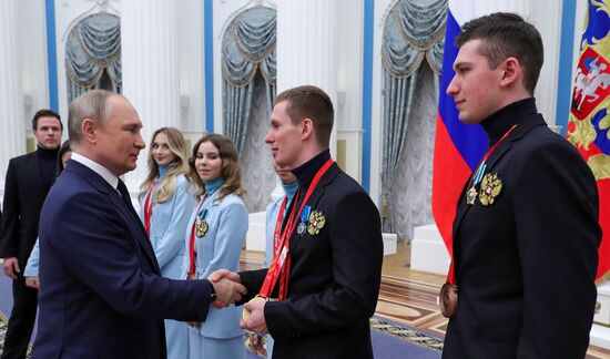 Russia Putin Olympic Medalists