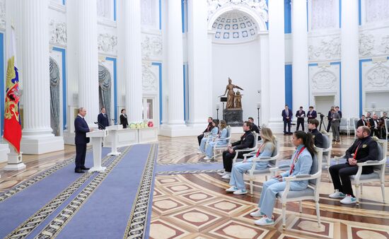 Russia Putin Olympic Medalists