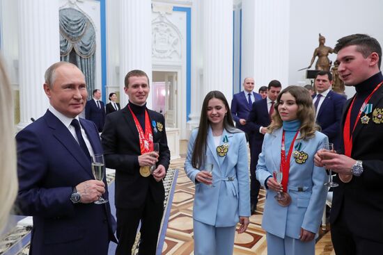 Russia Putin Olympic Medalists