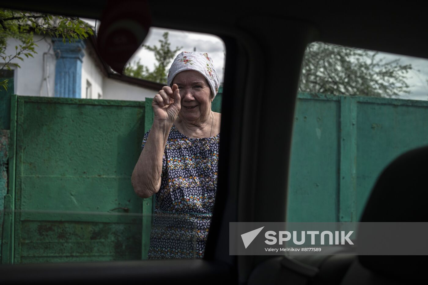 LPR Russia Ukraine Military Operation Priest Family