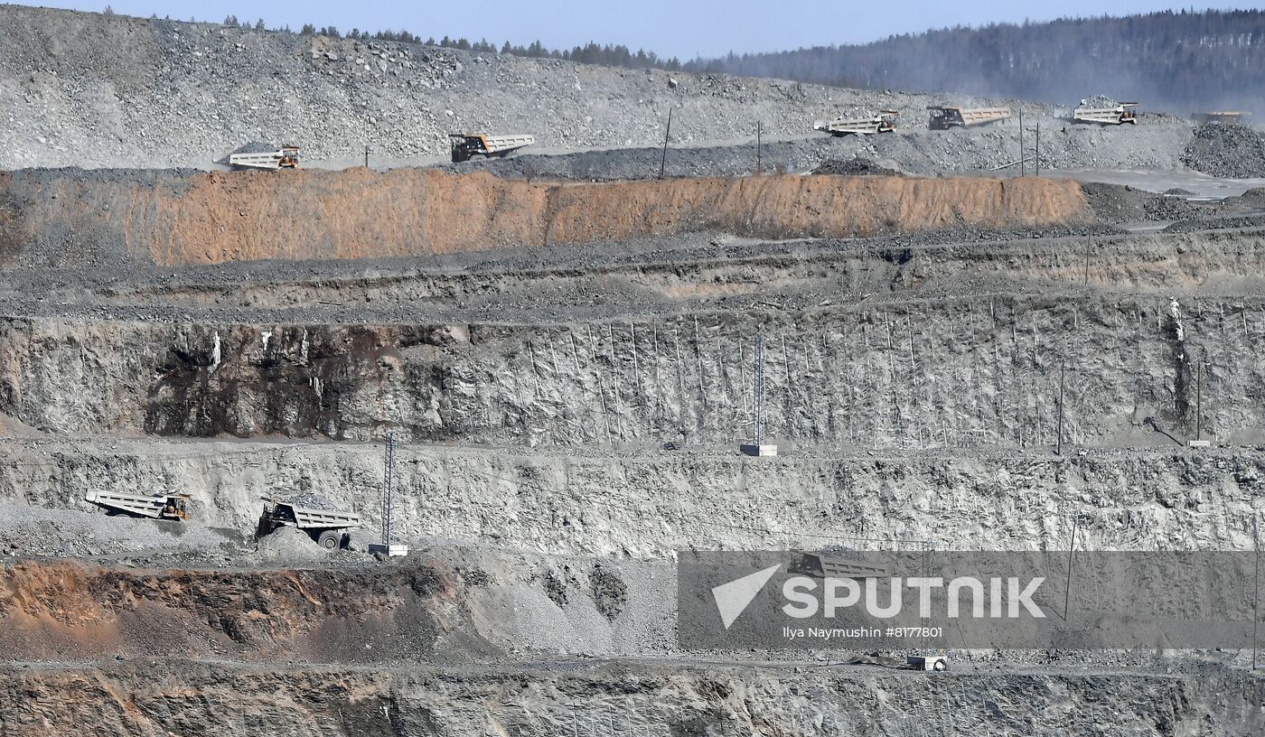 Russia Gold Mining Industry