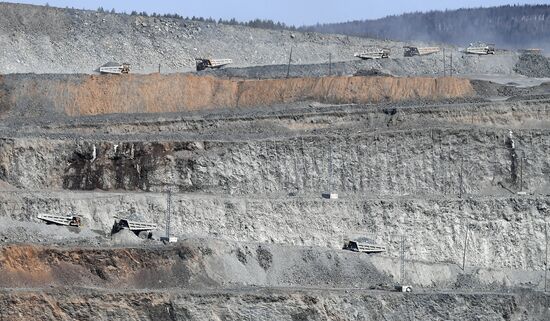 Russia Gold Mining Industry
