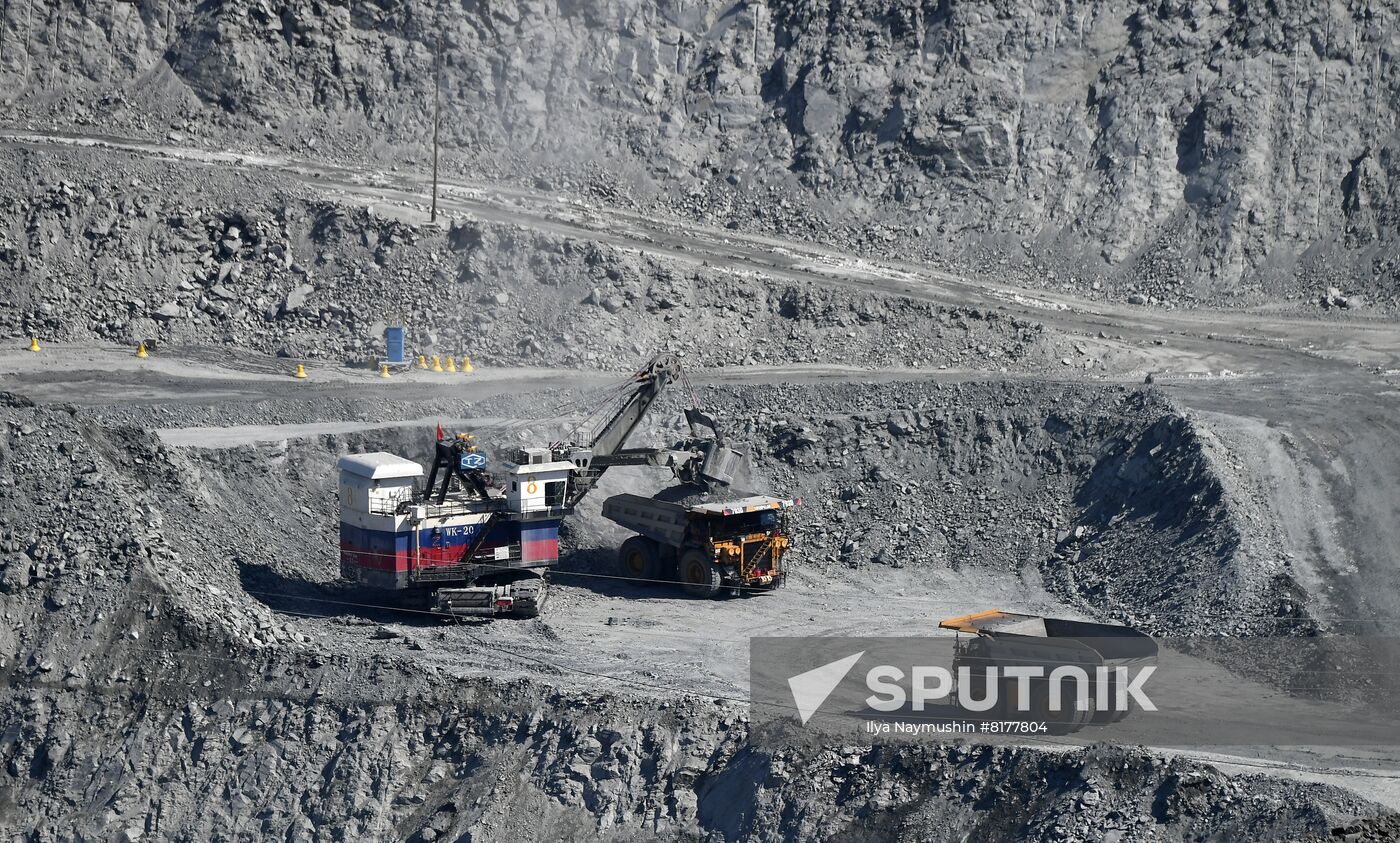 Russia Gold Mining Industry