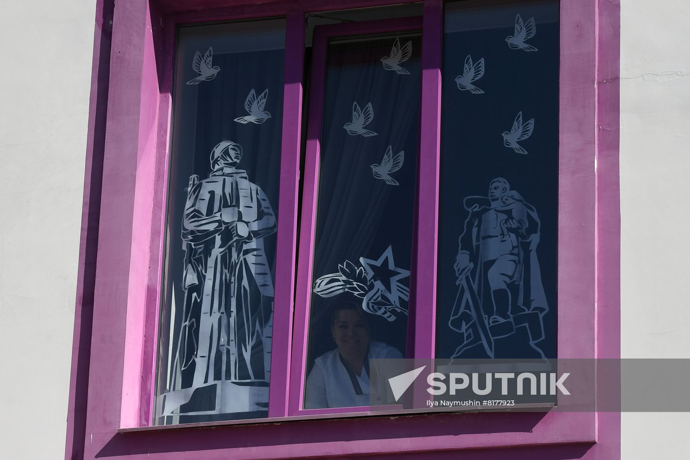 Russia Victory Windows Campaign