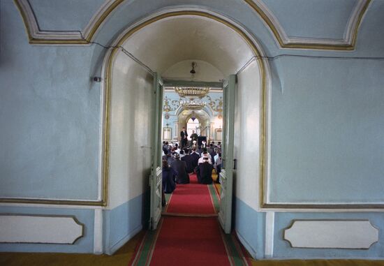 Head of DRA's High Spiritual Council of Ulema Mohammad Sayed Afghani visits USSR