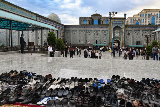 CIS Religion Eid al-Fitr
