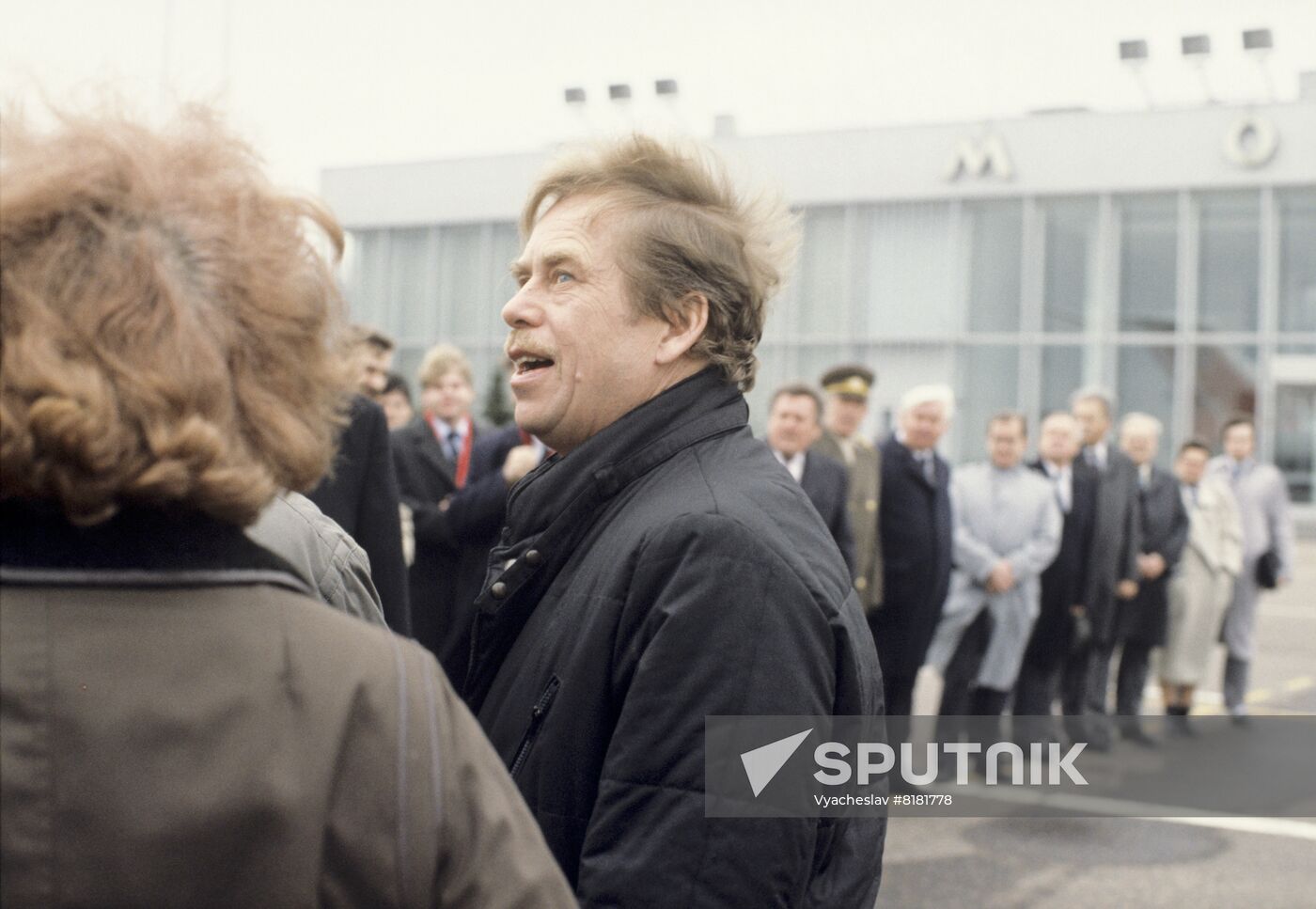 Czechoslovak delegation visits USSR