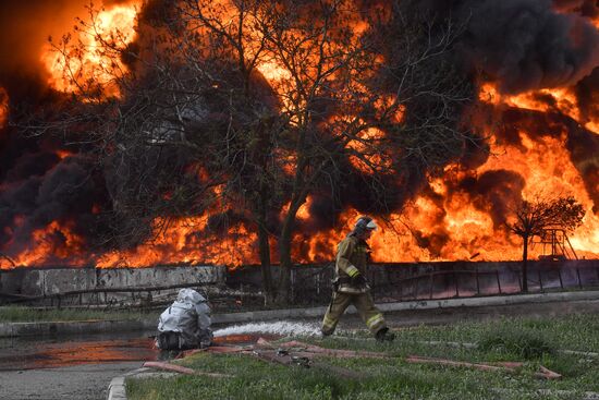 DPR Russia Ukraine Military Operation Oil Depot Fire