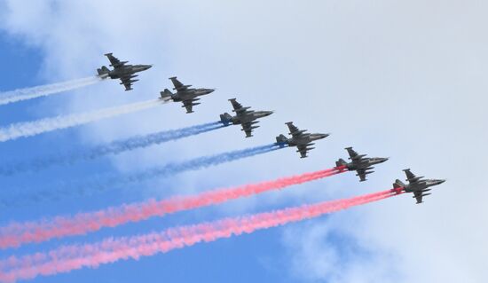 Russia WWII Victory Parade Aerial Rehearsal