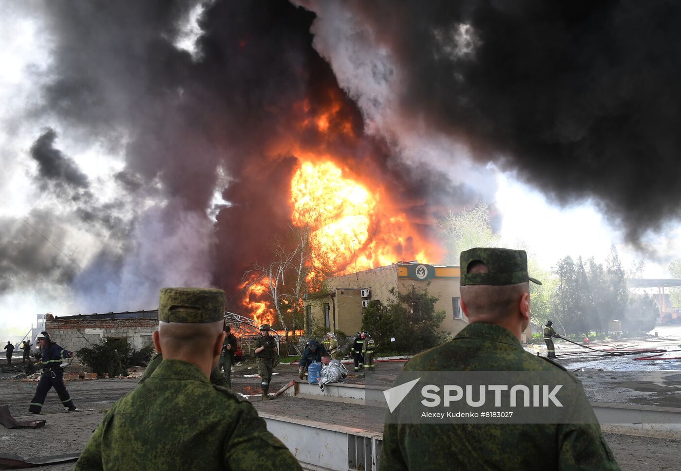 DPR Russia Ukraine Military Operation Oil Depot Fire