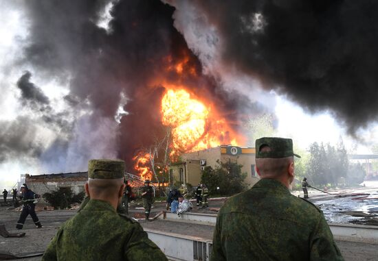 DPR Russia Ukraine Military Operation Oil Depot Fire