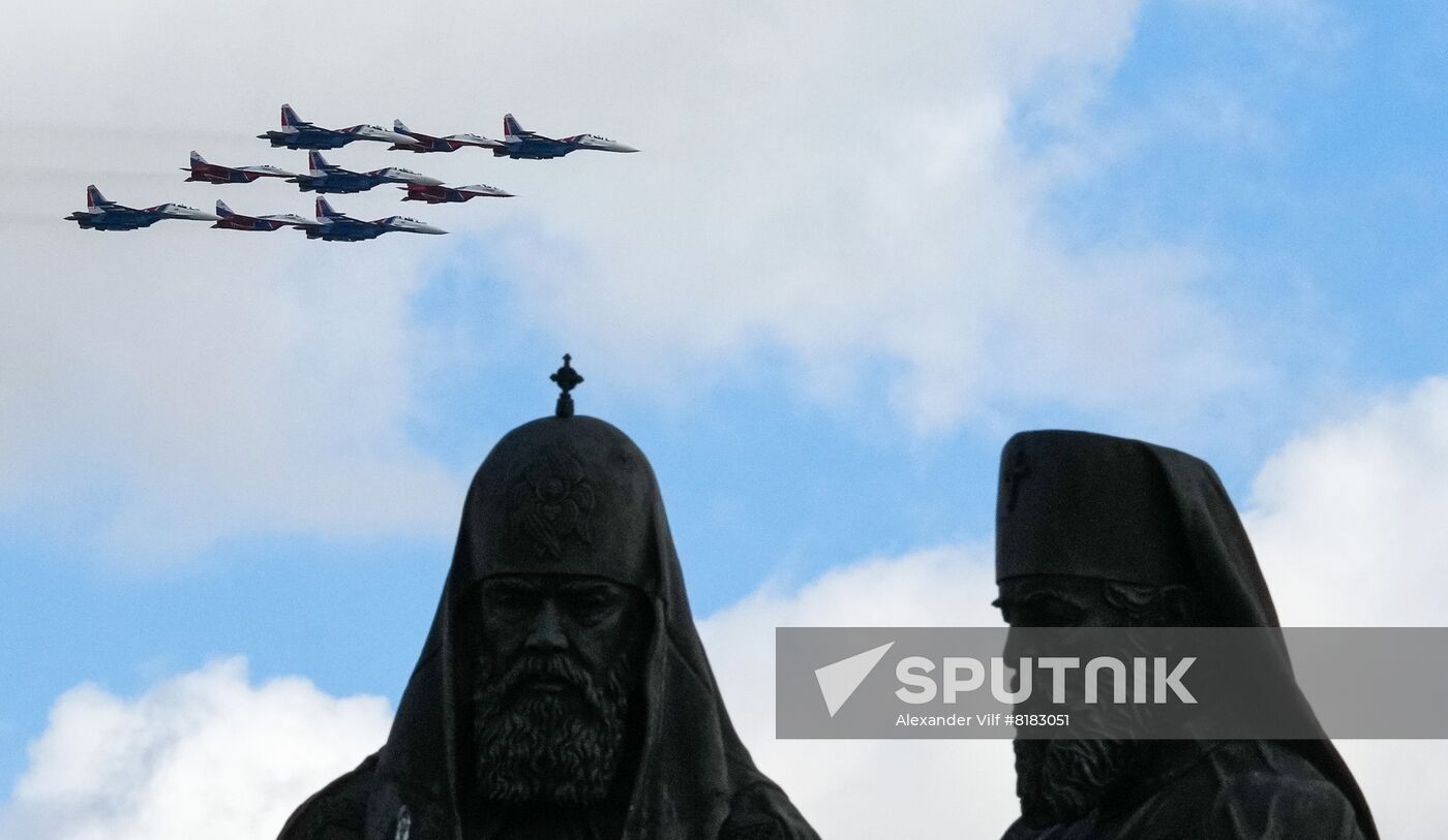 Russia WWII Victory Parade Aerial Rehearsal