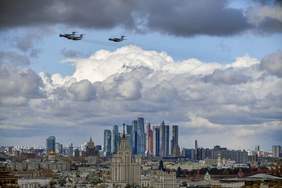 Russia WWII Victory Parade Aerial Rehearsal