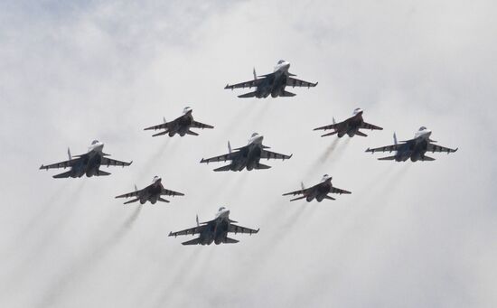 Russia WWII Victory Parade Aerial Rehearsal