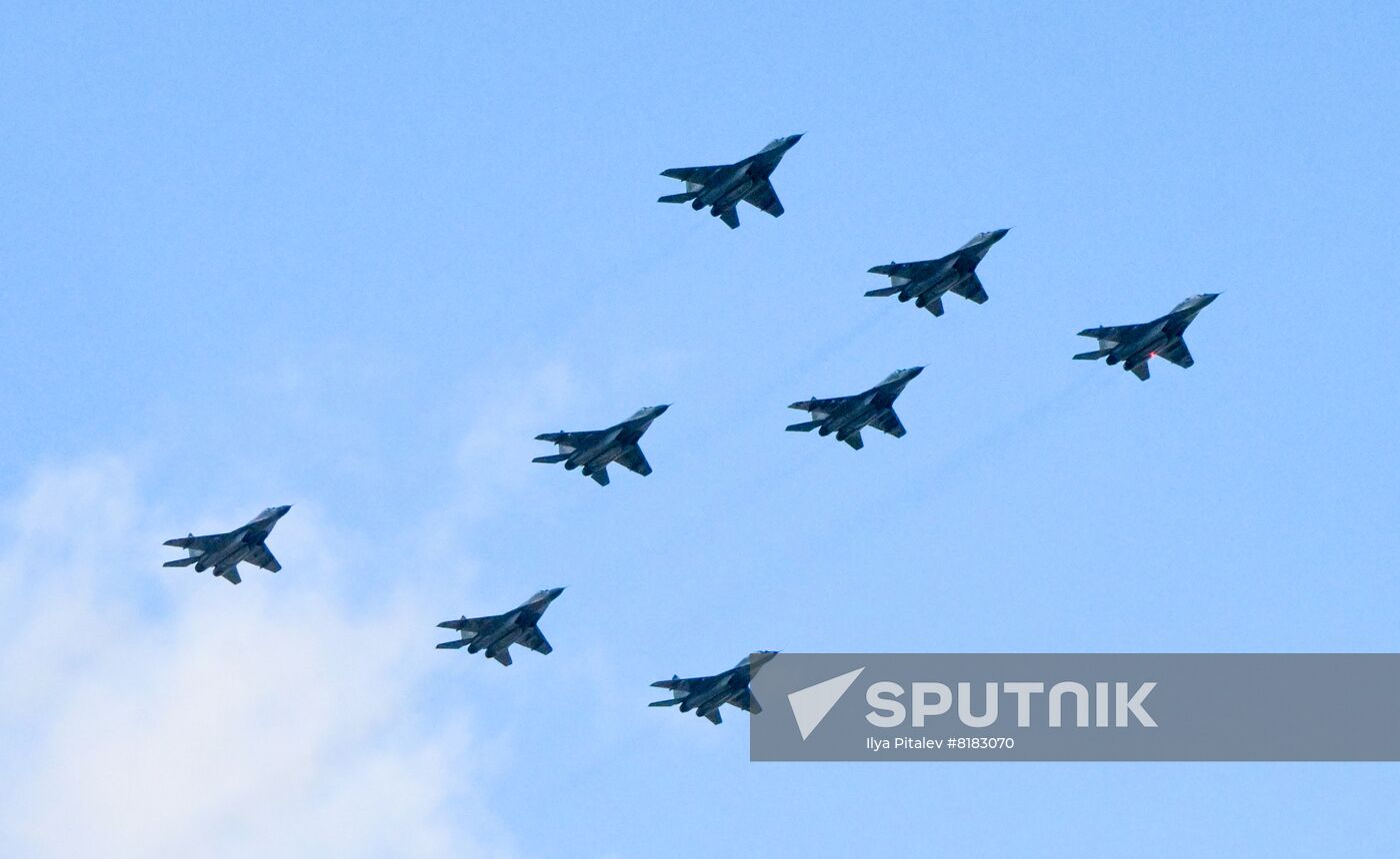 Russia WWII Victory Parade Aerial Rehearsal