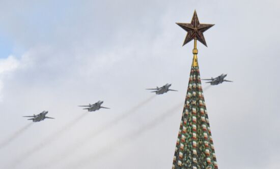 Russia WWII Victory Parade Aerial Rehearsal