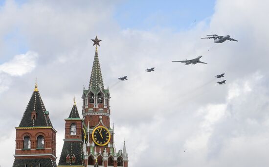 Russia WWII Victory Parade Aerial Rehearsal