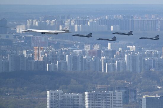 Russia WWII Victory Parade Aerial Rehearsal