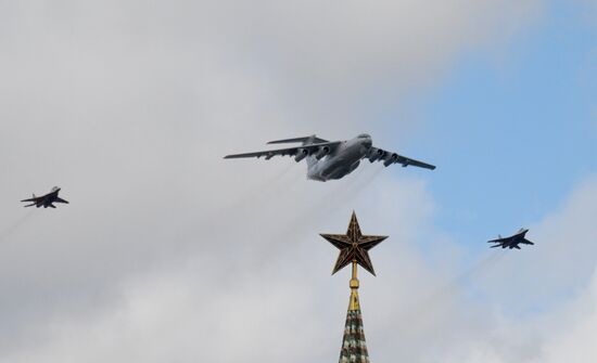 Russia WWII Victory Parade Aerial Rehearsal