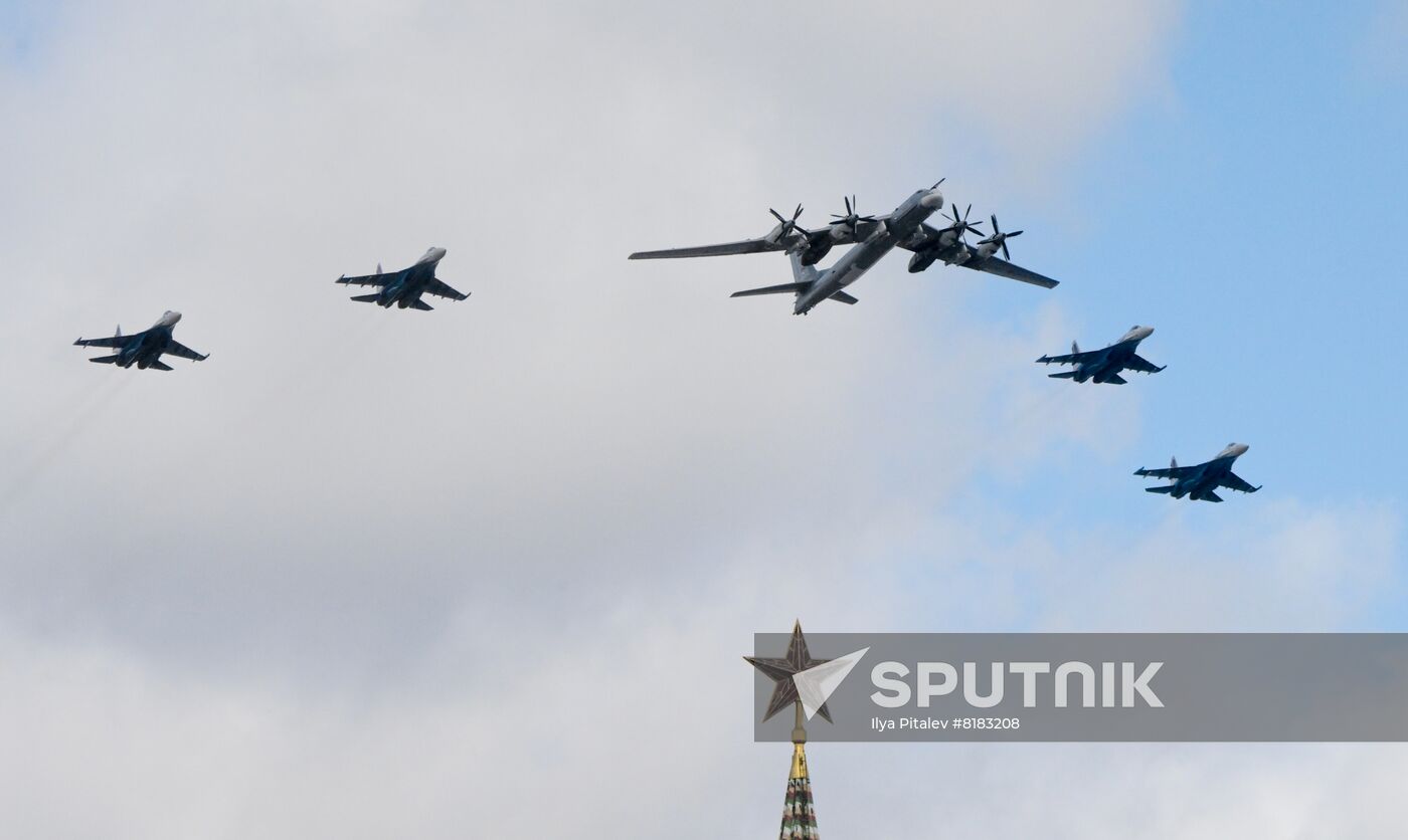 Russia WWII Victory Parade Aerial Rehearsal