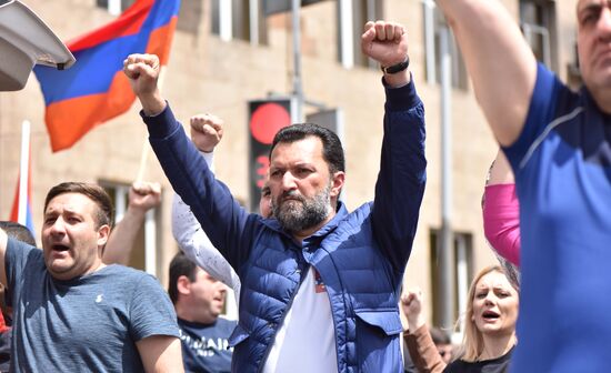 Armenia Opposition Protests
