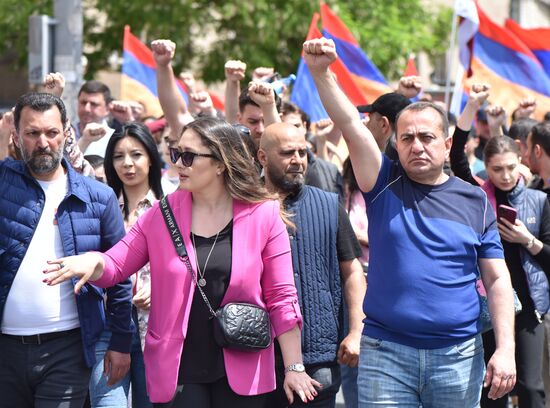 Armenia Opposition Protests