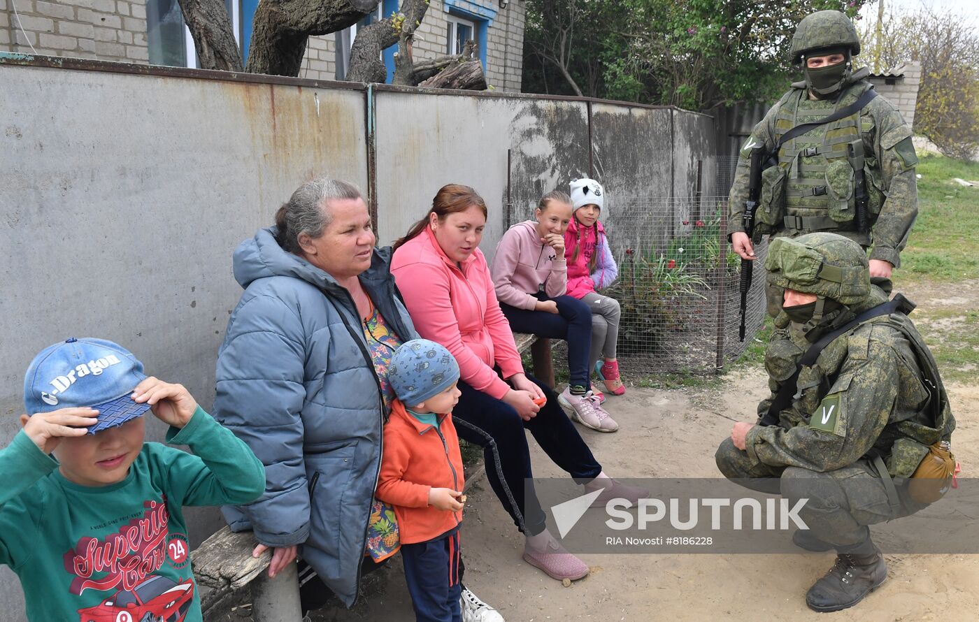 Ukraine Russia Military Operation Civilian Interactions