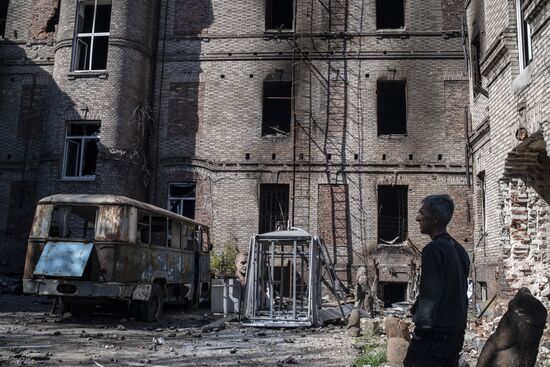 DPR Russia Ukraine Military Operation Mariupol Museum