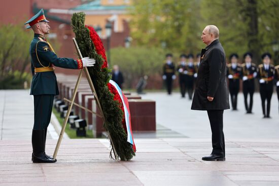 Russia Putin Victory Day Parade Wreath Laying