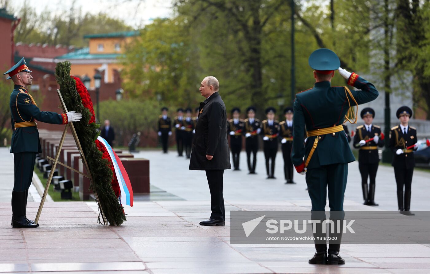 Russia Putin Victory Day Parade Wreath Laying