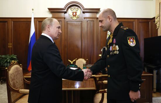 Russia Putin Hero Father