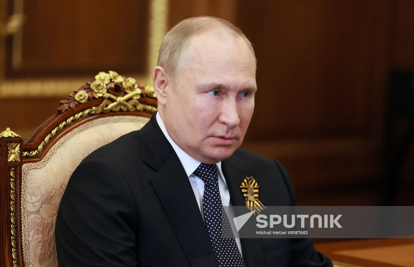 Russia Putin Hero Father