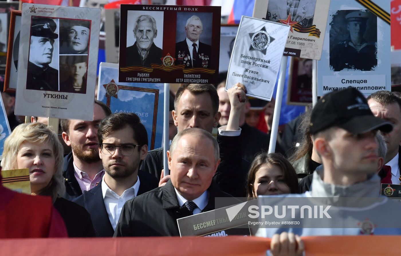 Russia Putin WWII Immortal Regiment March