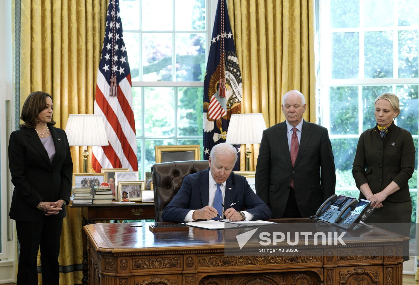 US Ukraine Lend-Lease